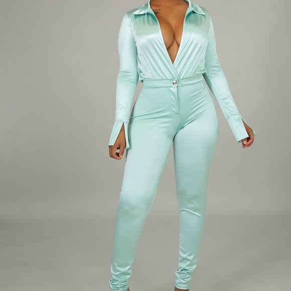 Satin Two Piece Outfit - Picture 2 of 5